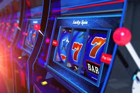 Anggota komunitas bermain sports dan casino secara bersama dengan latar suasana hangat